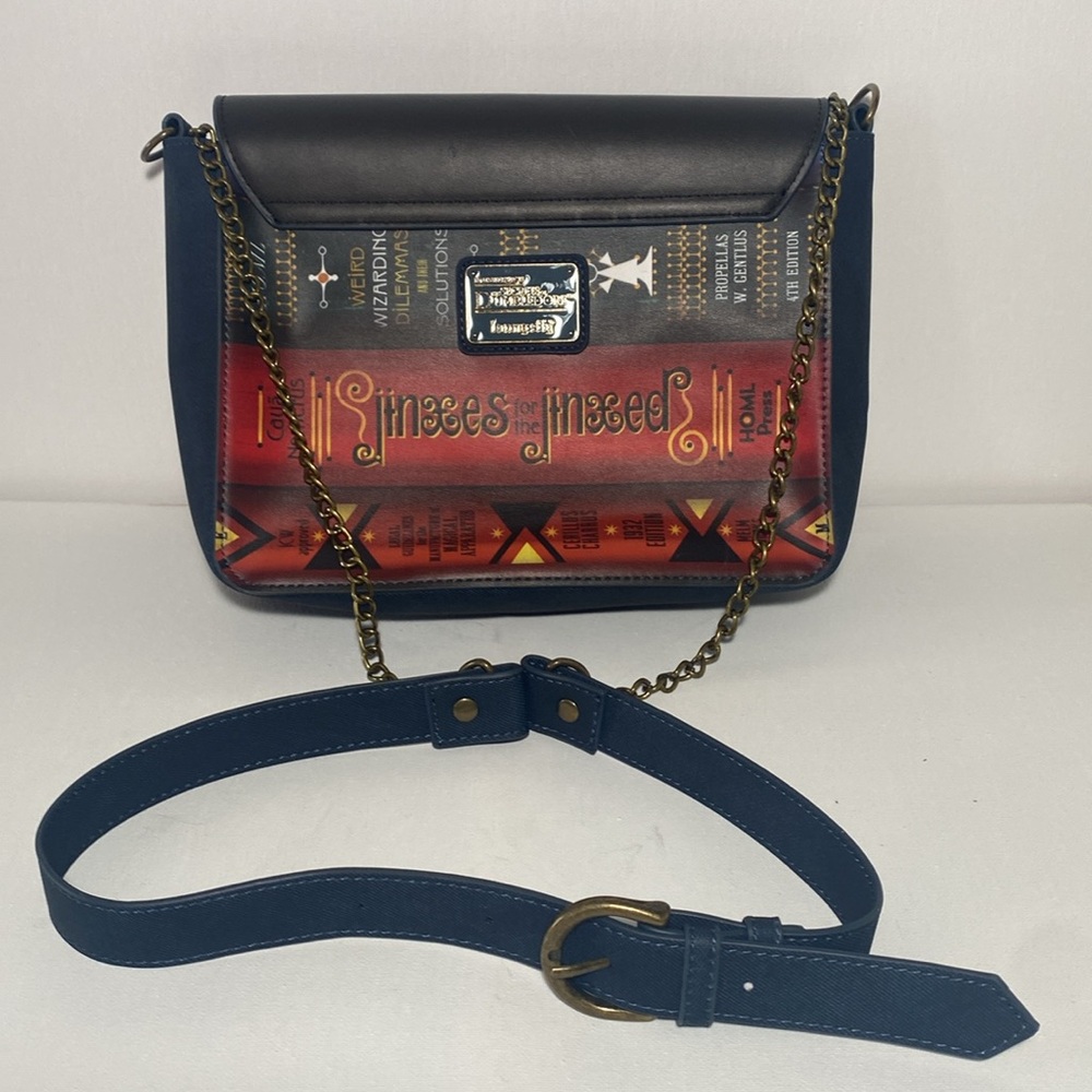 Fantastic Beasts The Secrets of DUMBLEDORE Loungefly Magical Books Crossbody bag